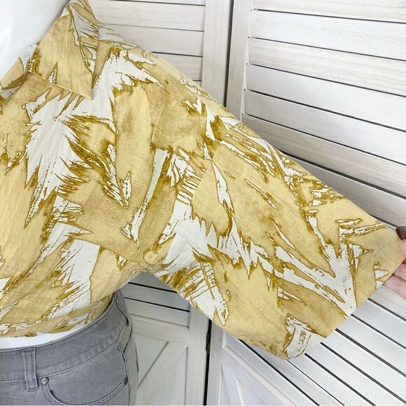 H&M Abstract Leaf Print Tie Front Crop Blouse Tan Cream Large Half Sleeve - Picture 9 of 15